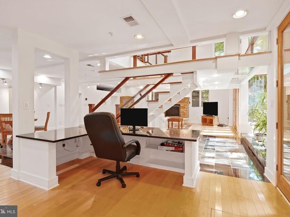 2807 Chesterfield Place NW, Washington DC 20008