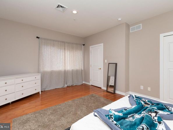 919 N Front Street H, Philadelphia PA 19123