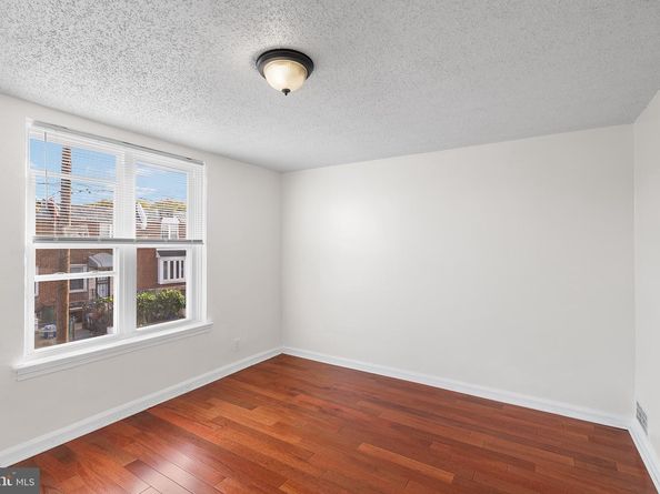 734 Landis Street, Philadelphia PA 19124