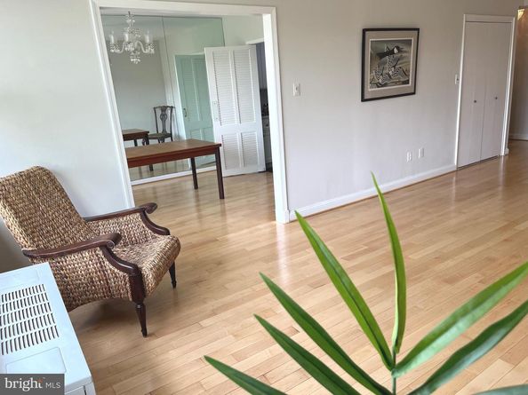 4301 NW Massachusetts Avenue NW 5012, Washington DC 20016