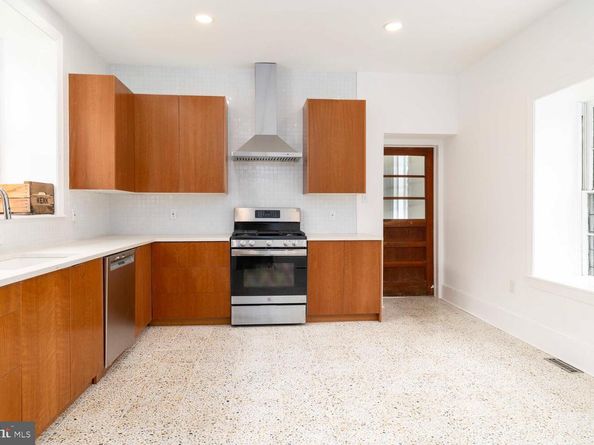 28 E Johnson Street, Philadelphia PA 19144