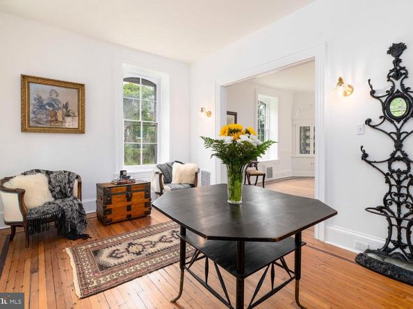 28 E Johnson Street, Philadelphia PA 19144