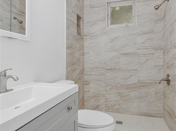 4027 Benton Street NW 101, Washington DC 20007