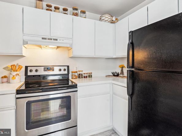 2630 Adams Mill Road NW 302, Washington DC 20009