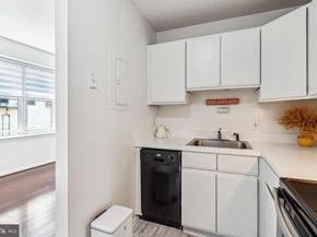 2630 Adams Mill Road NW 302, Washington DC 20009