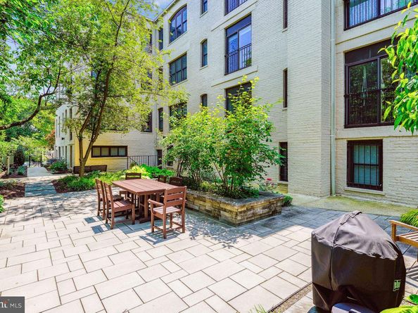 2630 Adams Mill Road NW 302, Washington DC 20009