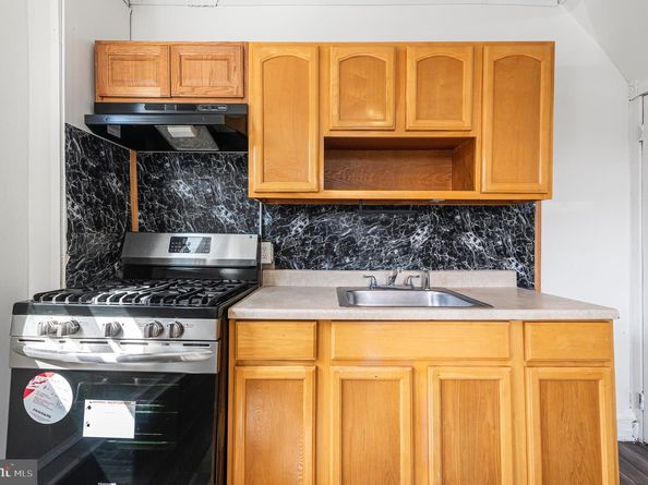 2204 Yelland Street, Philadelphia PA 19140