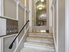 1723 Spruce Street, Philadelphia PA 19103