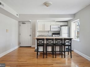 1723 Spruce Street, Philadelphia PA 19103