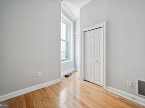 1723 Spruce Street, Philadelphia PA 19103