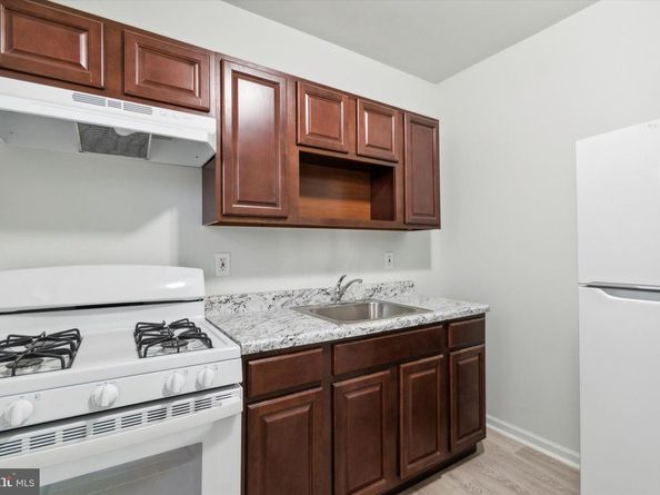 4940 N 16TH Street, Philadelphia PA 19141