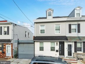2625 Pratt Street, Philadelphia PA 19137