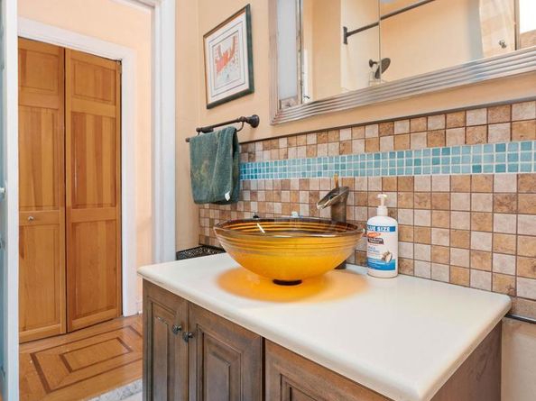 2833 S 12TH Street, Philadelphia PA 19148