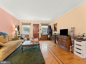 2833 S 12TH Street, Philadelphia PA 19148