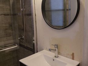 1111 W Colona Street, Philadelphia PA 19133