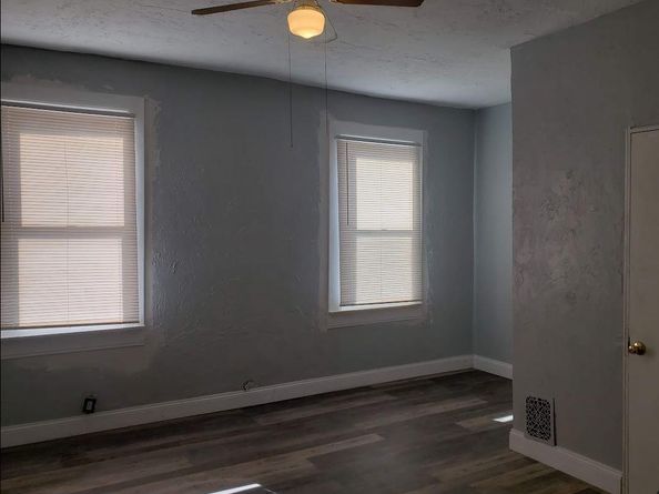 1111 W Colona Street, Philadelphia PA 19133