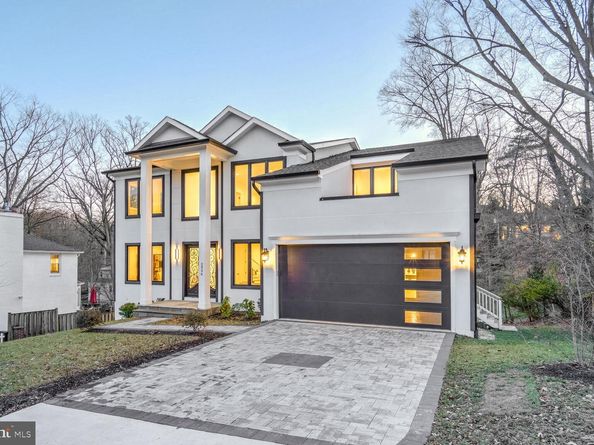 2936 N Oxford Street, Arlington VA 22207