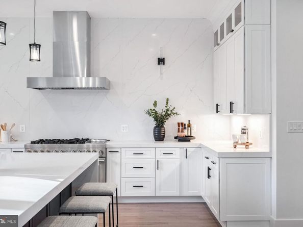 2936 N Oxford Street, Arlington VA 22207