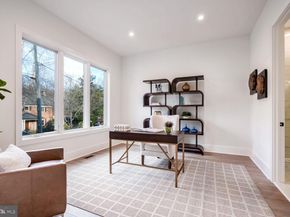 2936 N Oxford Street, Arlington VA 22207