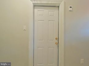 330 S 4TH Street, Philadelphia PA 19106