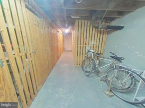 330 S 4TH Street, Philadelphia PA 19106