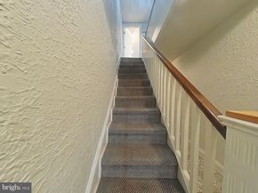 330 S 4TH Street, Philadelphia PA 19106