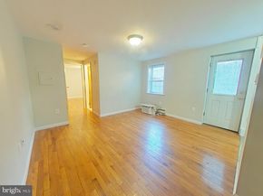 330 S 4TH Street, Philadelphia PA 19106