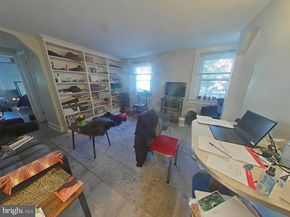 330 S 4TH Street, Philadelphia PA 19106