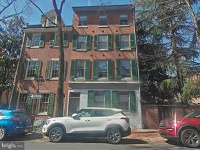330 S 4TH Street, Philadelphia PA 19106