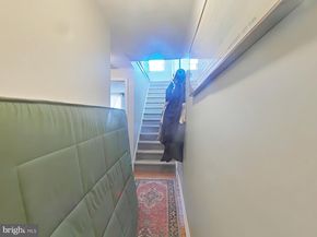 330 S 4TH Street, Philadelphia PA 19106
