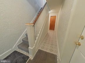 330 S 4TH Street, Philadelphia PA 19106