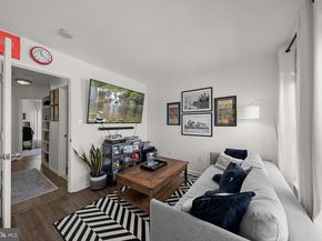 1043 5TH Street SE, Washington DC 20003