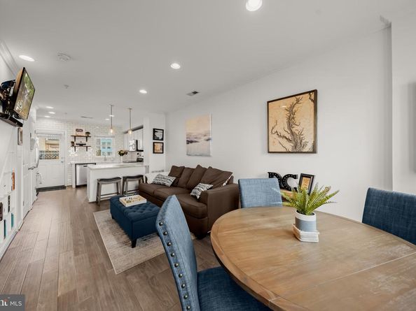 1043 5TH Street SE, Washington DC 20003