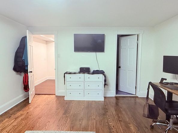 1008 Spruce Street 1016B, Philadelphia PA 19107