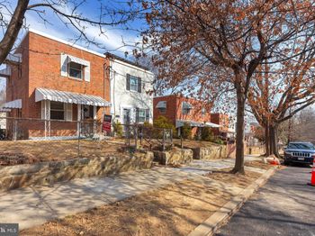 151 Darrington Street SW