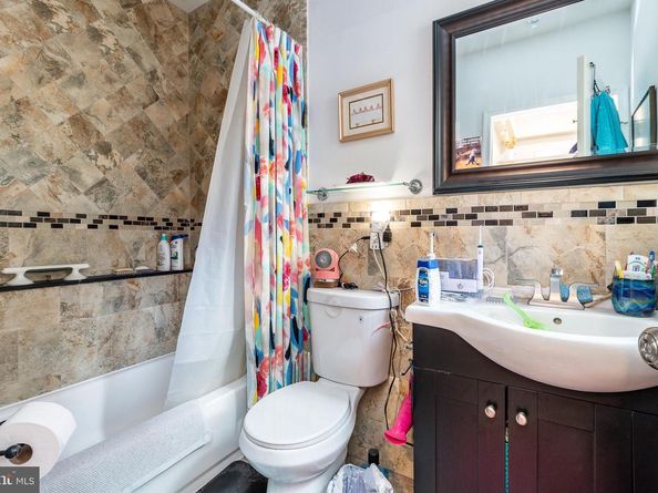 1414 Dickinson Street, Philadelphia PA 19146