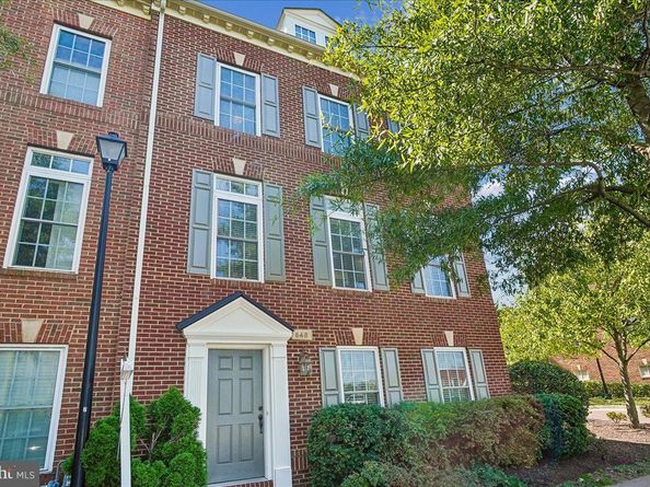 848 W Glebe Road, Alexandria VA 22305