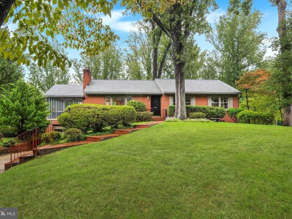 6450 Queen Anne Terrace, Falls Church VA 22044