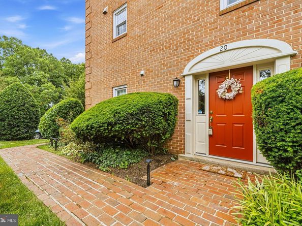 20 S Montana Street, Arlington VA 22204