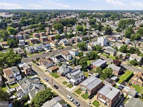 917 Oakmont Street, Philadelphia PA 19111