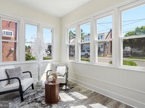 917 Oakmont Street, Philadelphia PA 19111