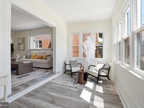 917 Oakmont Street, Philadelphia PA 19111