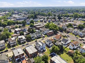 917 Oakmont Street, Philadelphia PA 19111
