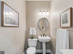 1111 Walnut Street 9G, Philadelphia PA 19107