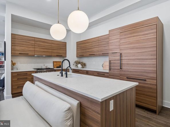 1111 Walnut Street 9G, Philadelphia PA 19107