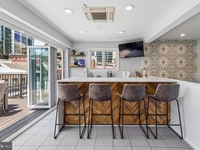 1111 Walnut Street 9G, Philadelphia PA 19107