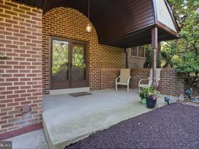 718 Bridgeview Road, Feasterville Trevose PA 19053