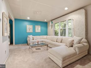 718 Bridgeview Road, Feasterville Trevose PA 19053