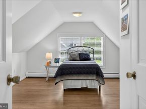 6 E School Lane, Yardley PA 19067