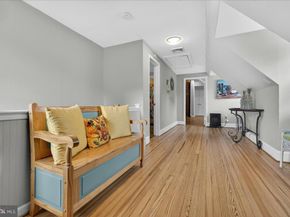 6 E School Lane, Yardley PA 19067